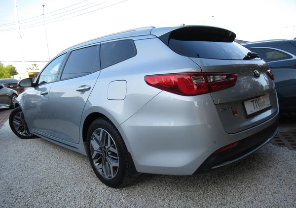 Kia Optima cena 89888 przebieg: 58250, rok produkcji 2019 z Darłowo małe 781
